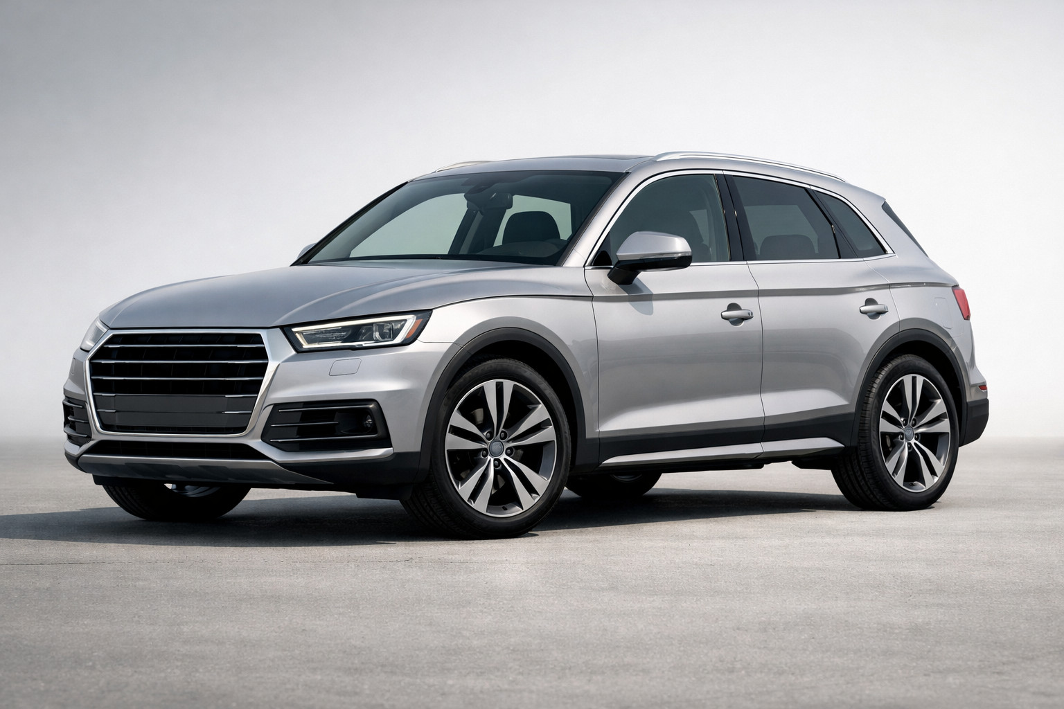 Audi Q5 2017-2025: prémiový crossover bez zbytočného divadla