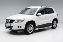 Volkswagen Tiguan 2007–2016 Bočné nášľapy Allmond White (2 ks, hliník) fotografia 1