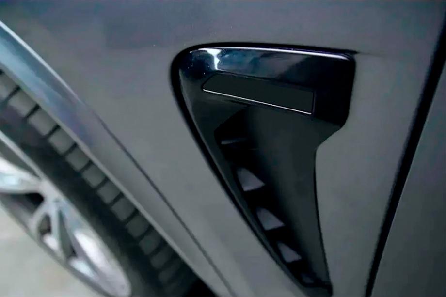 BMW X6 F16 2014–2019 Bočné mriežky na blatníky v štýle Black X6M F86 Image
