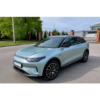 Sivé OEM strešné lyžiny (hliník, montáž lepením) Leapmotor C11 2021– fotografia 3