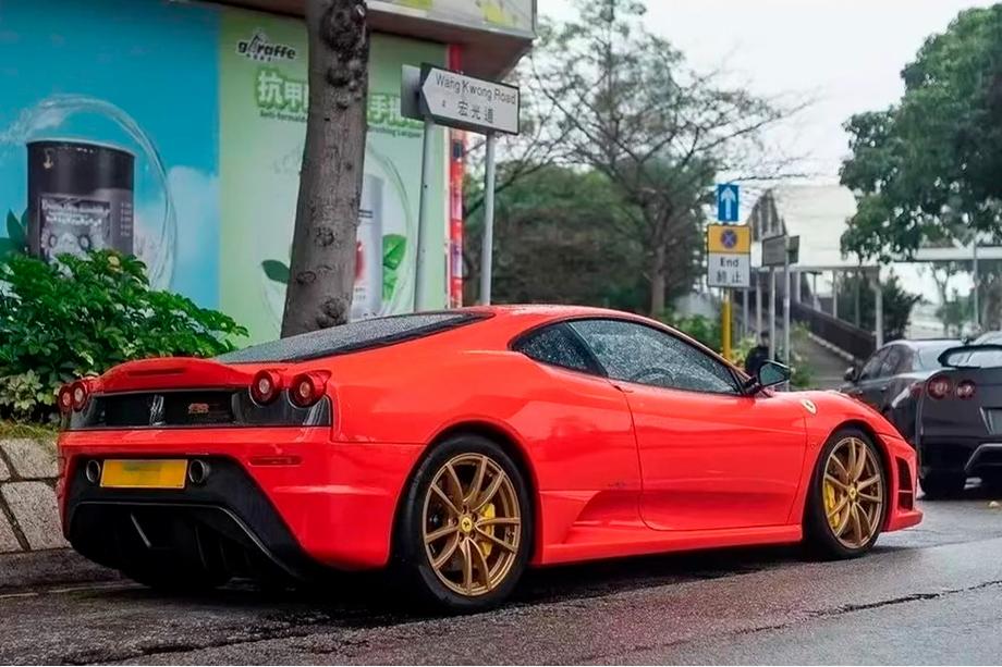 Ferrari F430 Kompletná sada bodykitu Scuderia Fotografia 7