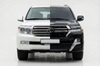 Toyota Land Cruiser 200 v štýle 2021 Executive: ako urobiť starý LC200 podobný poslednému faceliftu fotografia 1