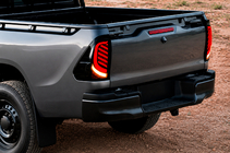 Toyota Hilux 2015– Zadné svetlá V1 (2 ks) fotografia 1