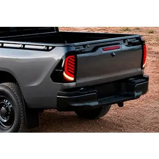 Zadné svetlá V1 (2 ks) Toyota Hilux 2015– fotografia 1