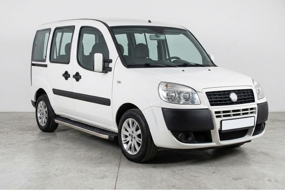 Fiat Doblo I 2005–2010 Bočné nášľapy BlackLine (2 ks, hliník) Image