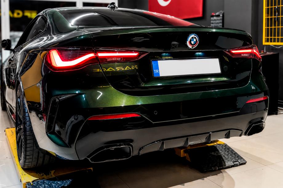BMW 4. séria G22/23/26 2020– Difúzor zadného nárazníka s koncovkami výfuku (pre G22/G23 M-Sport) Image