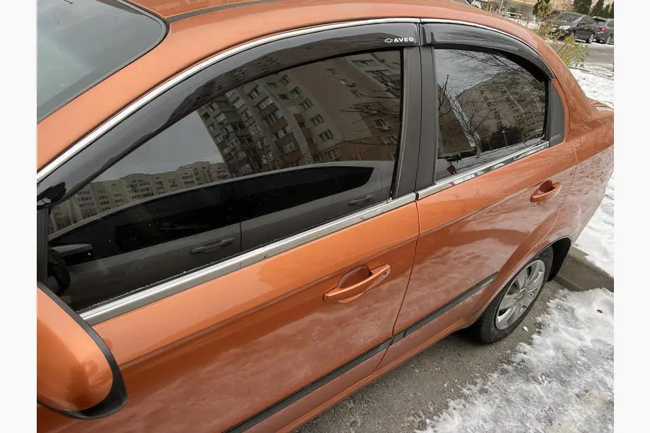 Chevrolet Aveo T250 2005–2011 Spodné okenné lišty (4 ks, nerez) Image