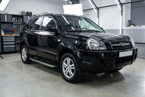 Hyundai Tucson JM 2004– Bočné nášľapy BlackLine (2 ks, hliník) fotografia 1
