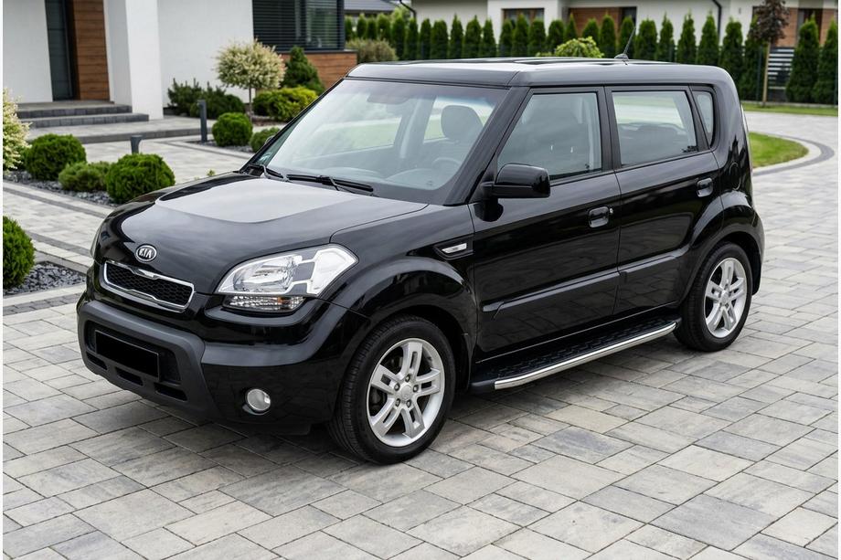 Kia Soul I 2008–2013 Bočné nášľapy BlackLine (2 ks, hliník) Image