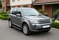 Land Rover Freelander II 2006–2014 Bočné nášľapy BlackLine (2 ks, hliník) fotografia 1