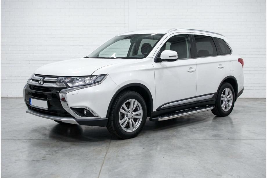 Mitsubishi Outlander 2012–2021 Bočné nášľapy BlackLine (2 ks, hliník) Image