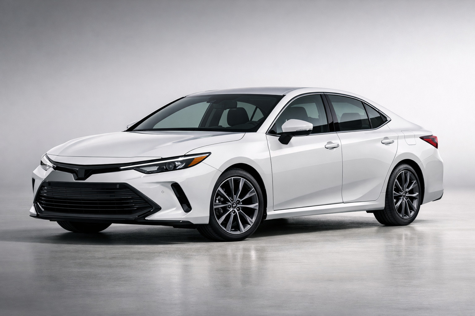 Test Toyota Camry XV80: nový hybridný sedan do mesta aj na diaľnicu