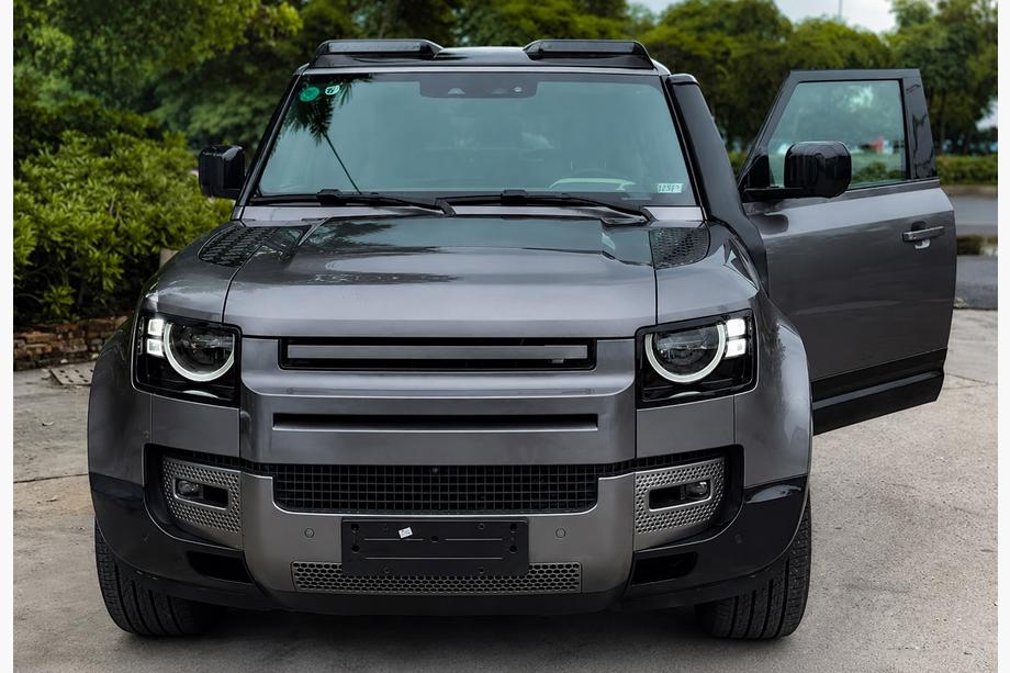 Land Rover Defender 2019– Slnečná clona čelného skla s 2 LED Fotografia 1