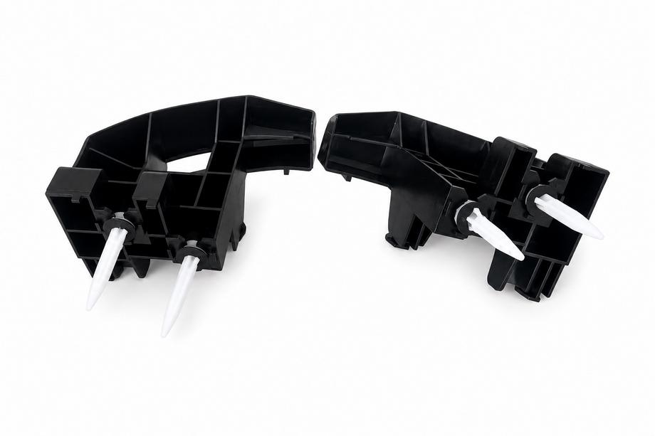 Toyota Land Cruiser 200 2007–2021 Upevňovacie držiaky zadného nárazníka pod zadné svetlá (2 ks) Image