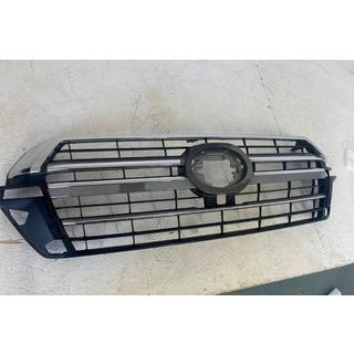 Výpredaj Mriežka chladiča 2016-2021 (dizajn 2019) Toyota Land Cruiser 200 2007–2021 fotografia 4