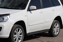Chery Tiggo 1 2005–2016 Bočné nášľapy Premium Black (2 ks, nerez) fotografia 3