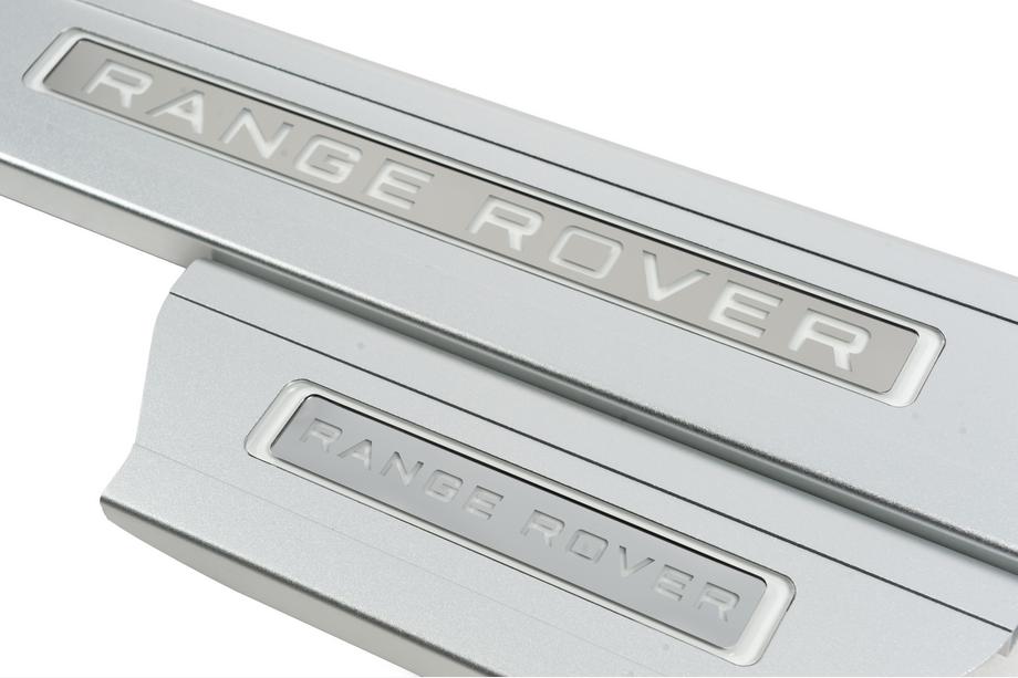 Range Rover IV L405 2013–2021 Prahové lišty dverí Range Rover (4 ks) Image