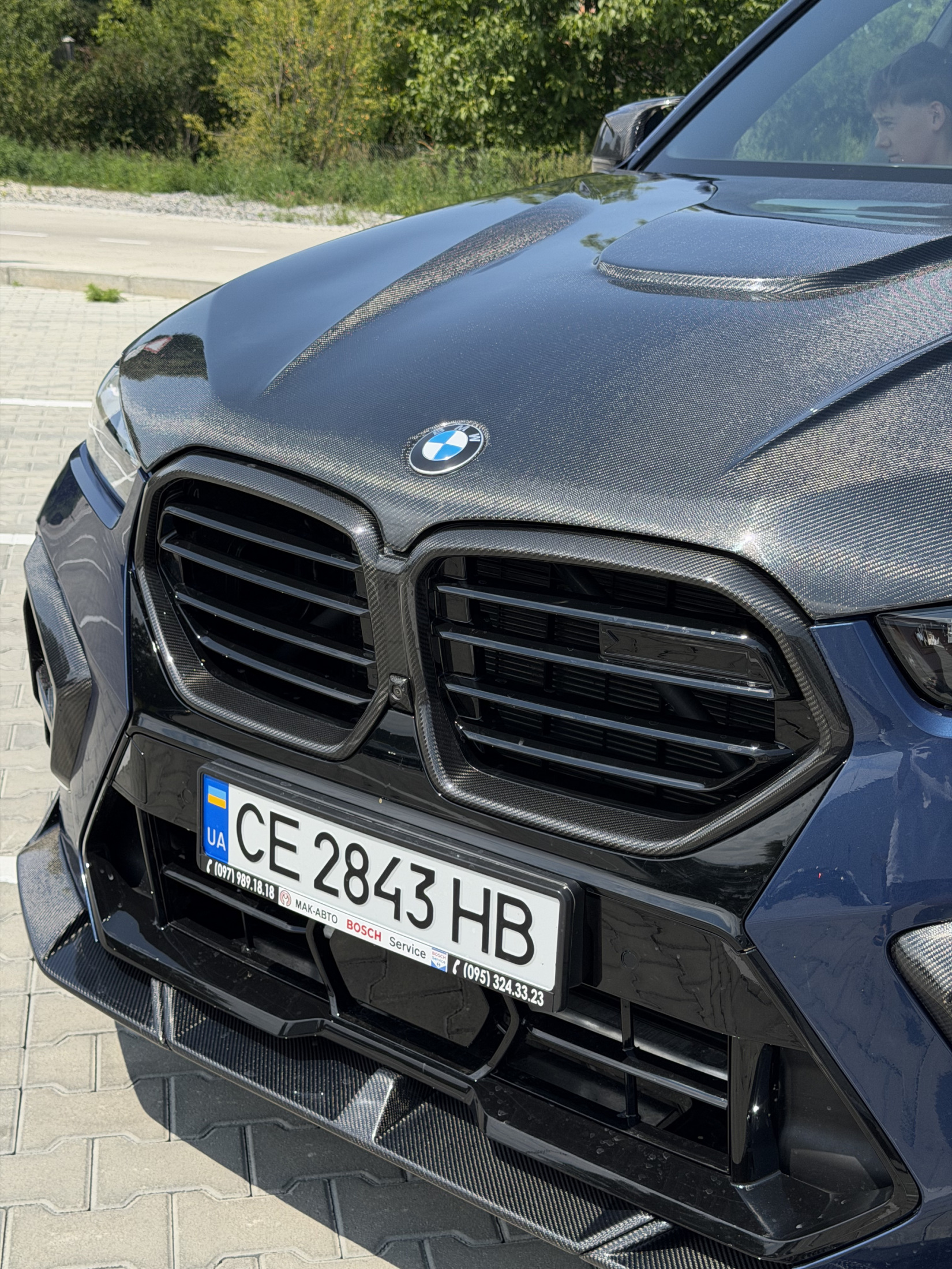 BMW X5 G05 2018 → X5M 2025: kompletná prestavba s karbónovým bodykitom a M volantom