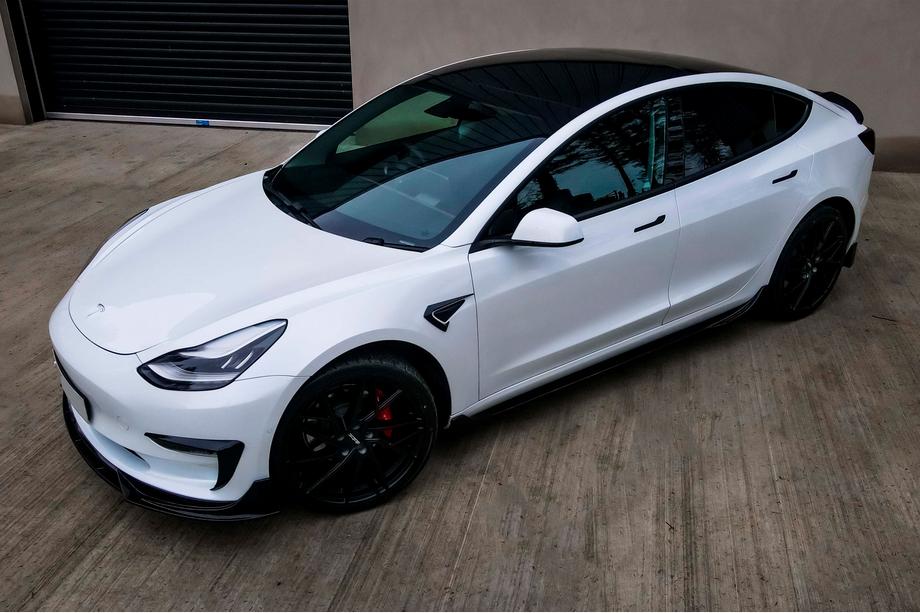 Tesla Model 3 2017– Fast Aerokit bodykit (pre 2017-2023) Image