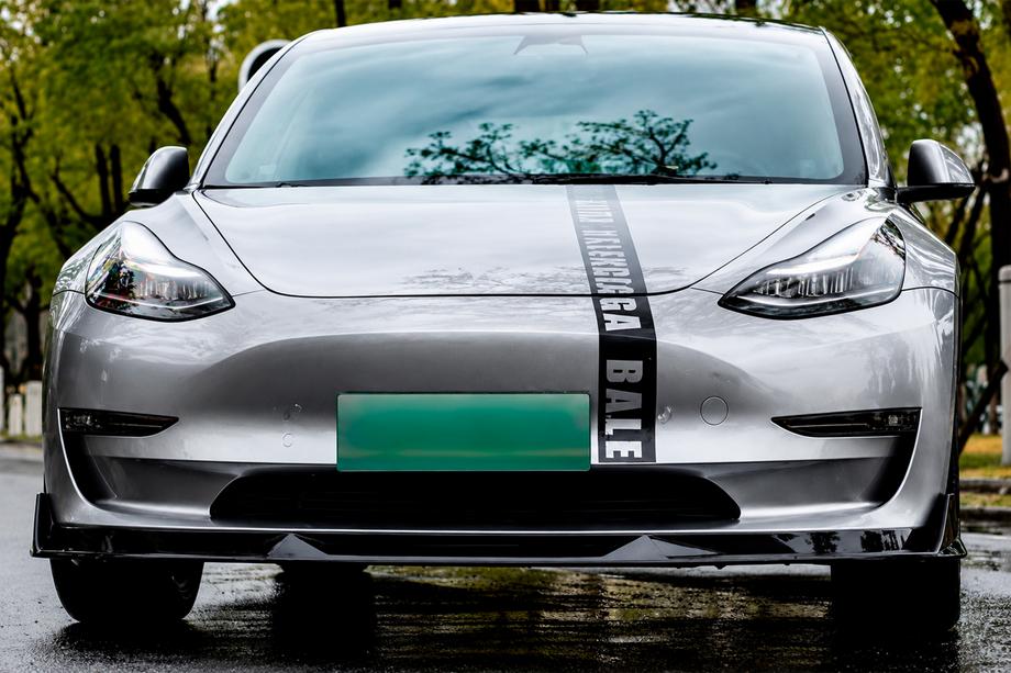 Tesla Model 3 2017– Predný nárazníkový lip spoiler Lip Turbo (pre 2017-2023) Image