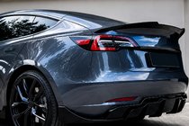 Tesla Model 3 2017– Spojler Fast (pre 2017-2023) fotografia 4