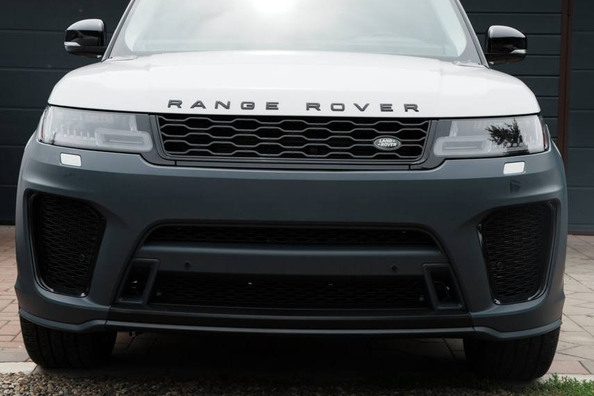 Oprava a tuning Range Rover Sport 2018: predný a zadný nárazník SVR