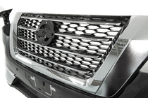 Nissan Patrol Y62 2010–2024 Predný nárazník kompletný (2020-2024) fotografia 7