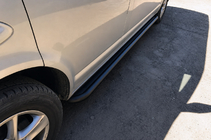 Volkswagen T5 Multivan 2003–2010 Bočné nášľapy Premium Black (2 ks, nerez) 60 mm, dlhý rázvor fotografia 2