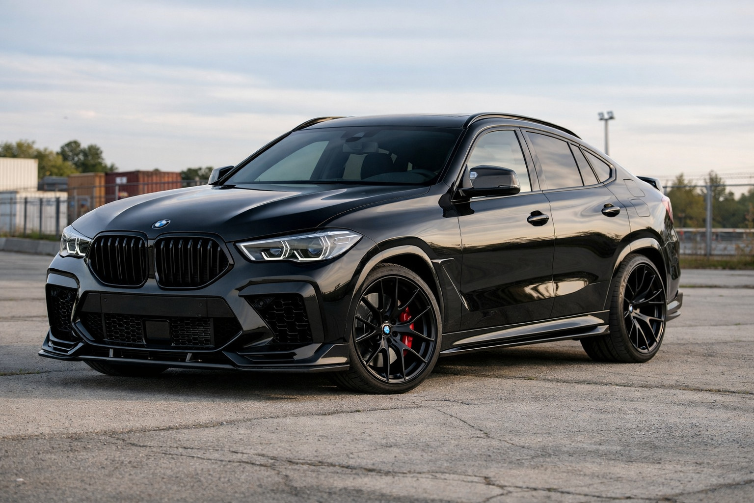 Čo namontovať na BMW X6 G06 po kúpe pre agresívnejší vzhľad