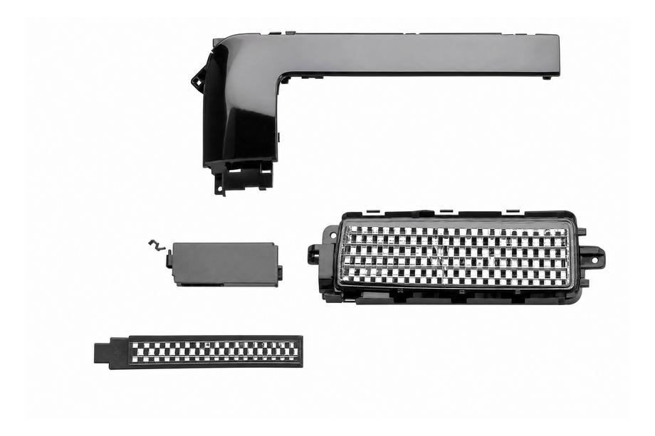 Land Rover Defender 2019– Sada plastových líšt 007 čierny lesk V2 Image