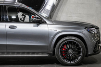 Mercedes GLS X167 2019– Rozšírenia predných blatníkov AMG GLS63 fotografia 1