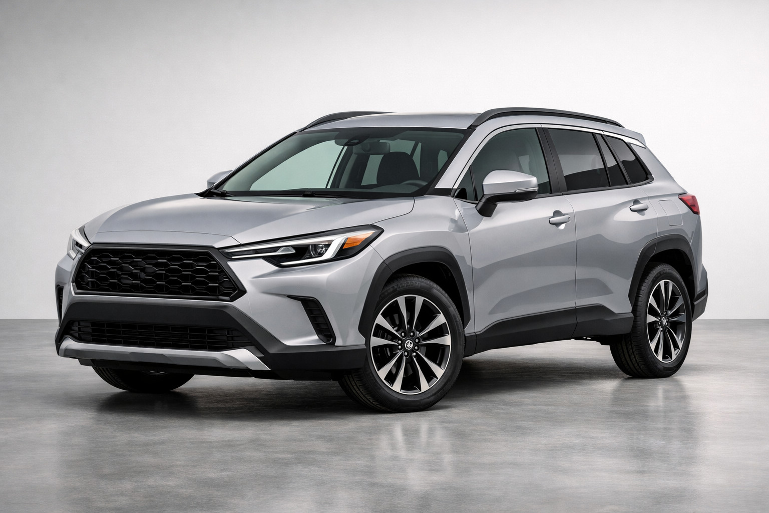 Toyota Corolla Cross 2026: prehľad modernizovaného crossoveru, hybrid, parametre a cena