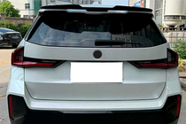 BMW X1/iX1 (U11) 2022– Spojler DPT M-Style (čierny lesk) fotografia 1