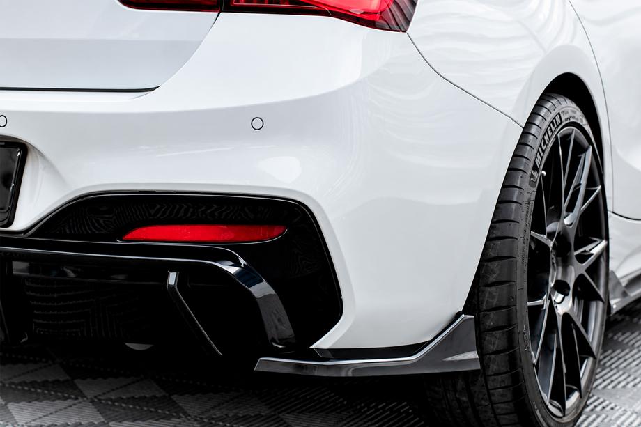 BMW 1. séria F20/F21 2011–2019 Zadné FLAP nadstavce DPT (pre F20, čierny lesk) Image
