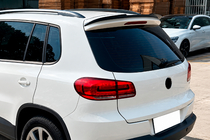Volkswagen Tiguan 2007–2016 Spojler DPT (2011-2015, čierny lesk) fotografia 1
