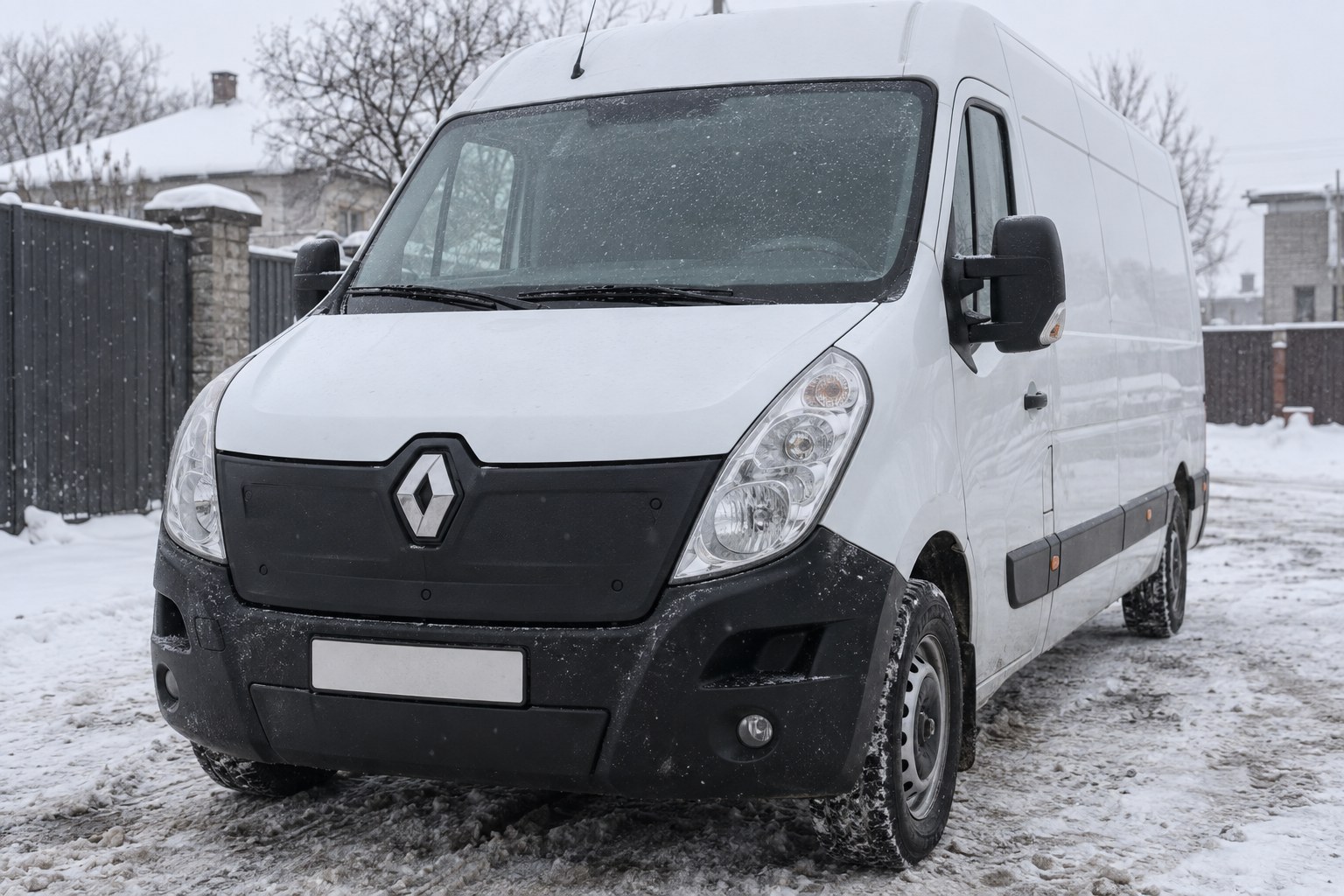 Zimný kryt pre Renault Master, Trafic, Kangoo, Opel Vivaro a Ford Transit: ktorú mriežku zakryť