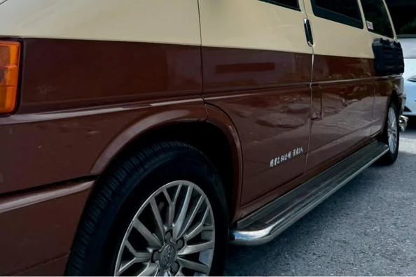 Volkswagen T4 na kemping a do terénu: montáž prednej ochrany, bočných prahov a zadných rohov Fotografia 9