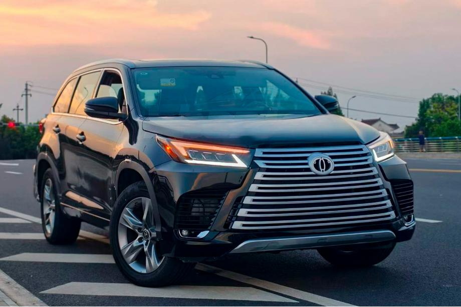 Toyota Highlander 2013–2019 Sada bodykitu v štýle LX600 Fotografia 1