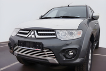 Mitsubishi Pajero Sport 2008–2015 Ochranná mriežka prednej masky fotografia 1