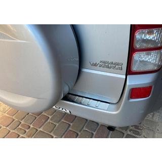 Nerezová lišta na zadný nárazník Carmos Suzuki Grand Vitara 2005–2017 fotografia 4