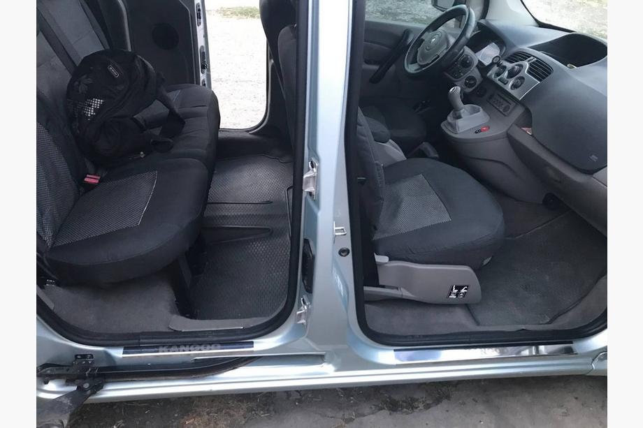 Renault Kangoo 2008–2020 Nerezové kryty prahov Carmos V1 (4 ks) Image