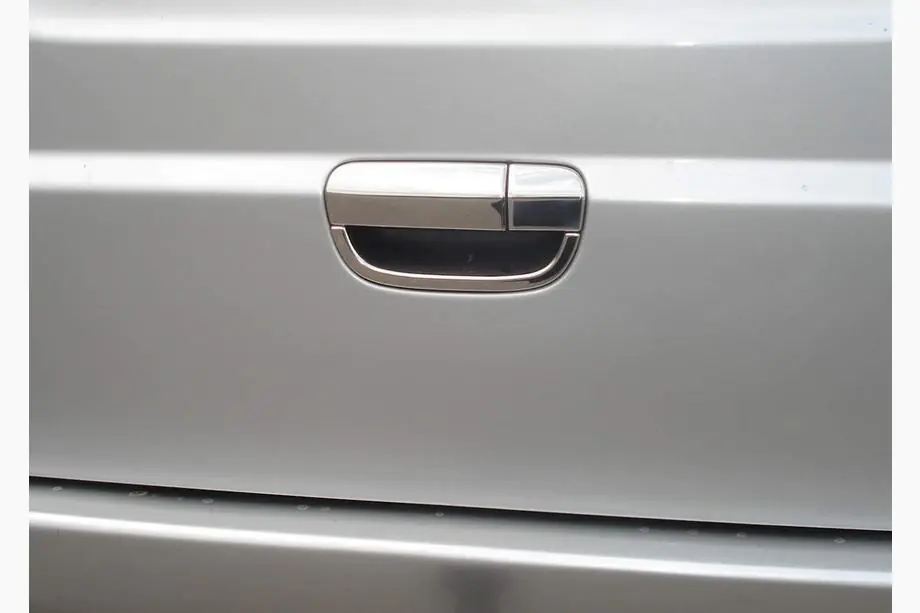 Mercedes Vito W639 2004–2014 Nerezový kryt zadnej kľučky dverí Image