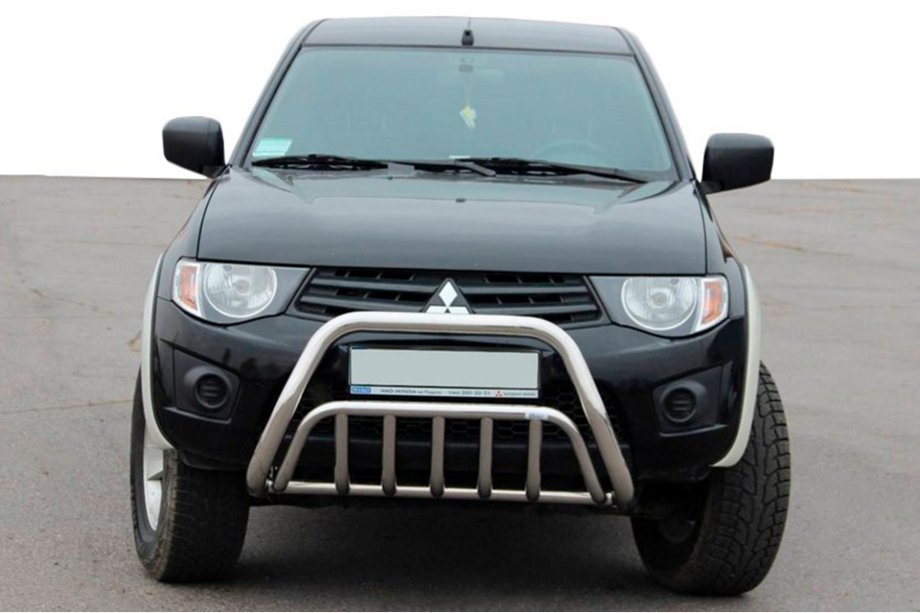Mitsubishi L200 2006–2015 Predný ochranný rám (nerez) Fotografia 1