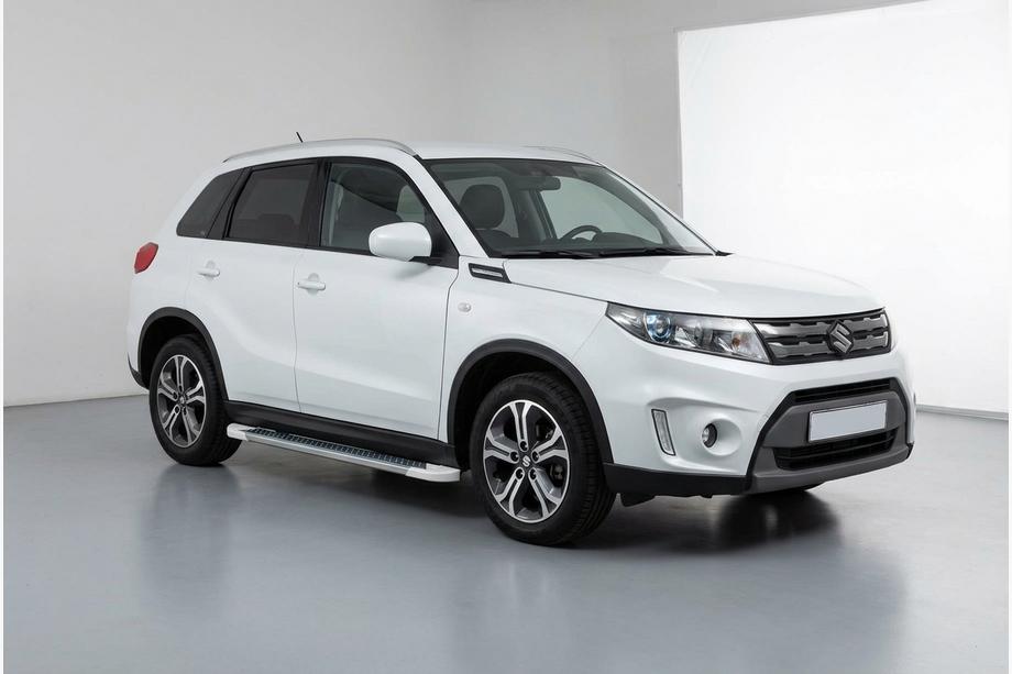 Suzuki Vitara 2015– Bočné nášľapy Allmond White (2 ks, hliník) Image