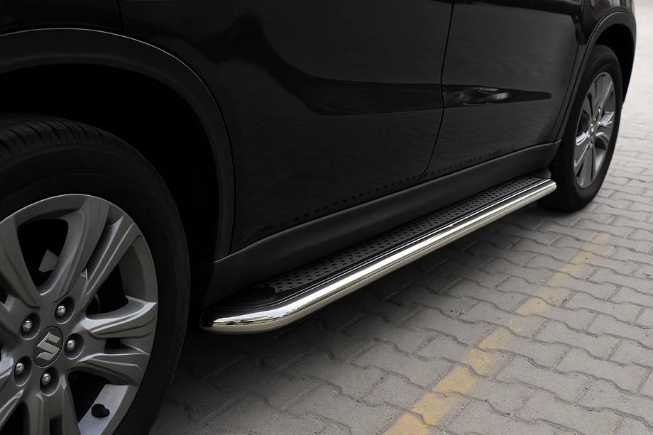 Suzuki Vitara 2015– Bočné prahy Maydos V2 (2 ks, hliník / nehrdzavejúca oceľ) Image