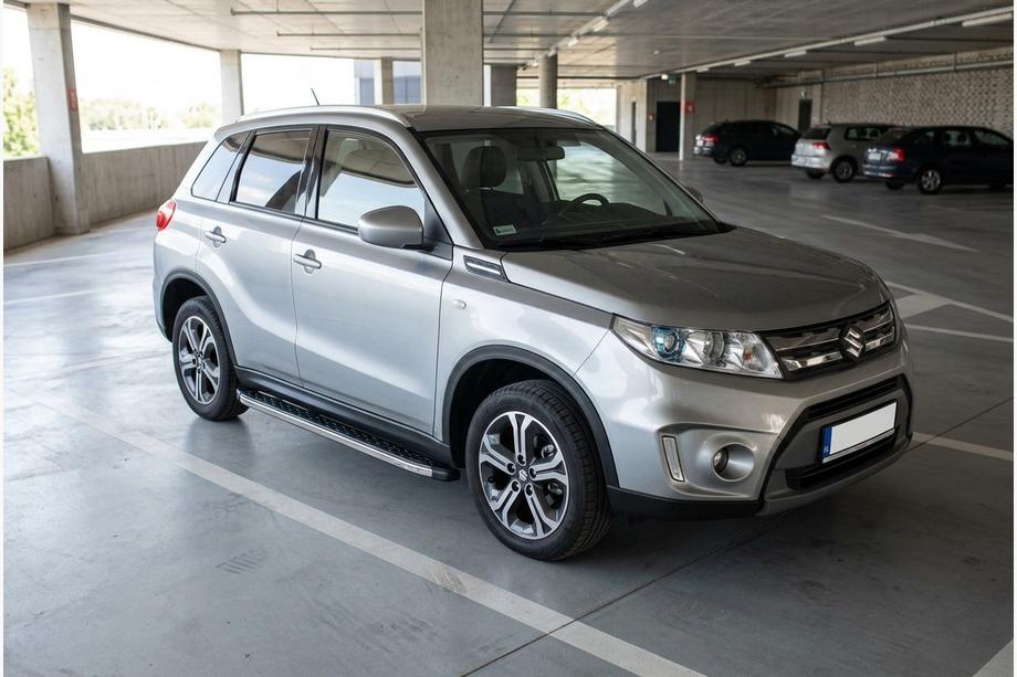 Suzuki Vitara 2015– Bočné nášľapy BlackLine (2 ks, hliník) Image