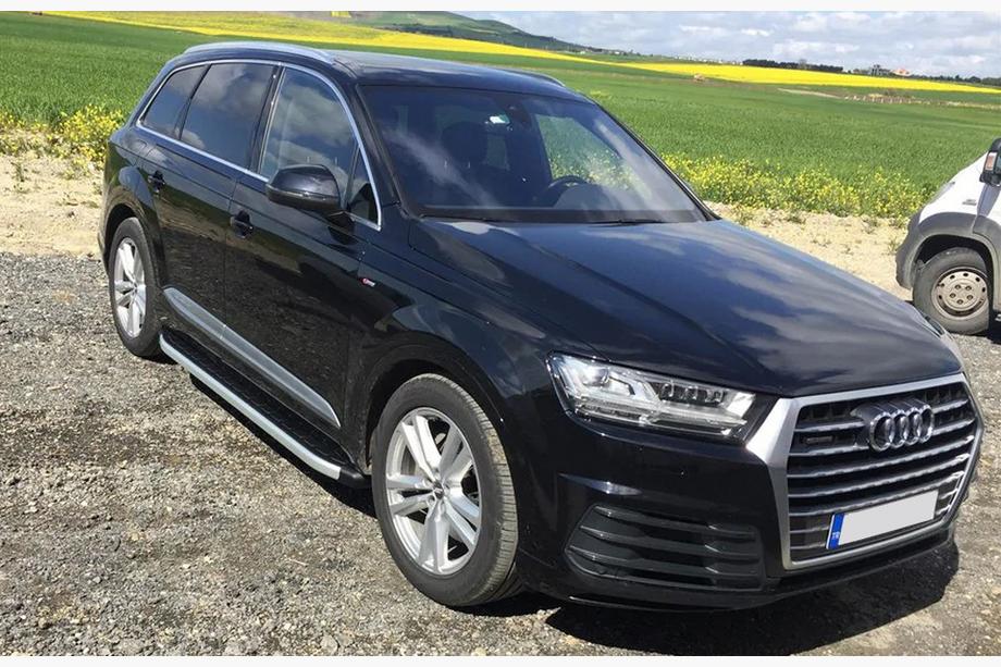 Audi Q7 2015–2026 Bočné nášľapy Fullmond (2 ks, hliník) Image