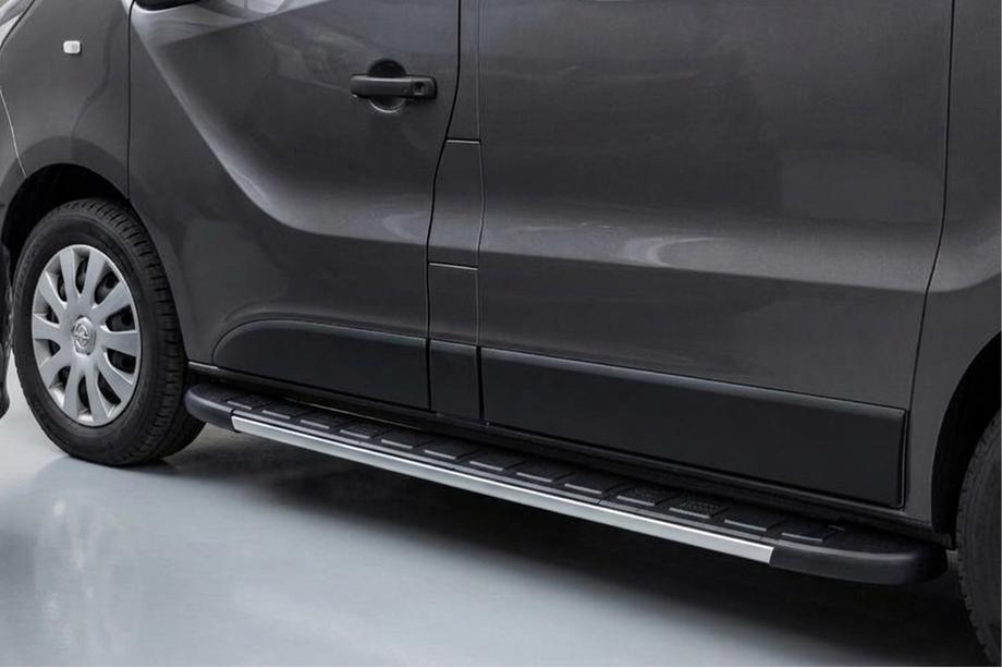 Opel Vivaro 2015–2019 Bočné nášľapy Duru (2 ks, hliník) Image