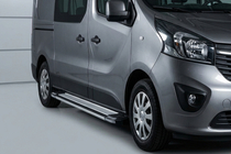 Opel Vivaro 2015–2019 Bočné nášľapy Rainbow (2 ks, hliník) fotografia 1