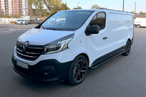 Renault Trafic 2015– Bočné nášľapy Allmond Black (2 ks, hliník) Dlhý rázvor fotografia 2